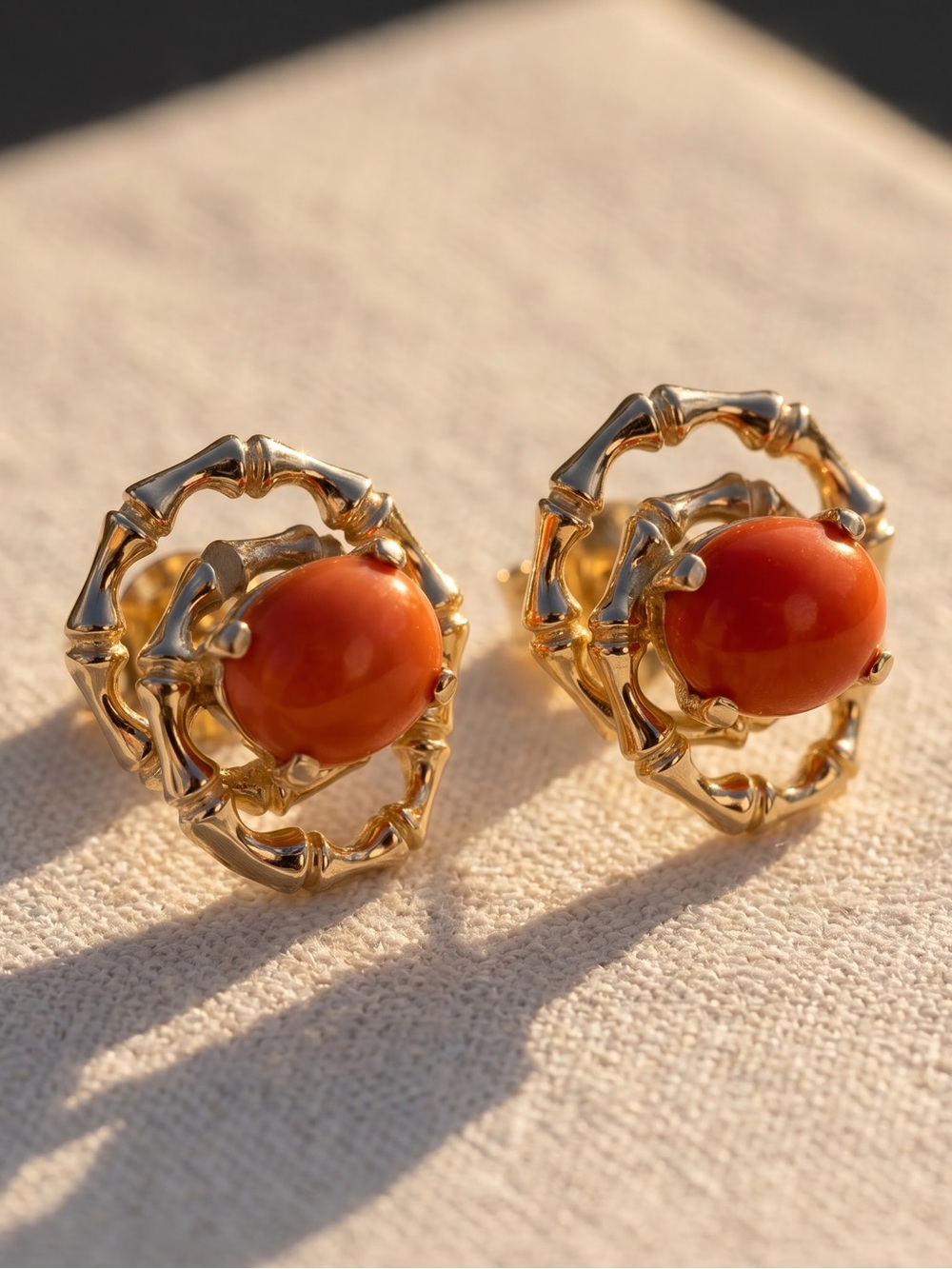 Vintage Estate Solid 14k Yellow Gold Orange Coral Bamboo Earrings! - Picture 6 of 9